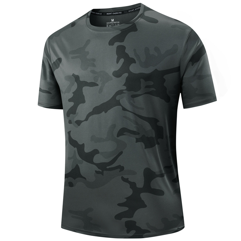 Sneldrogend camouflage sport t-shirt voor heren met actieve pasvorm