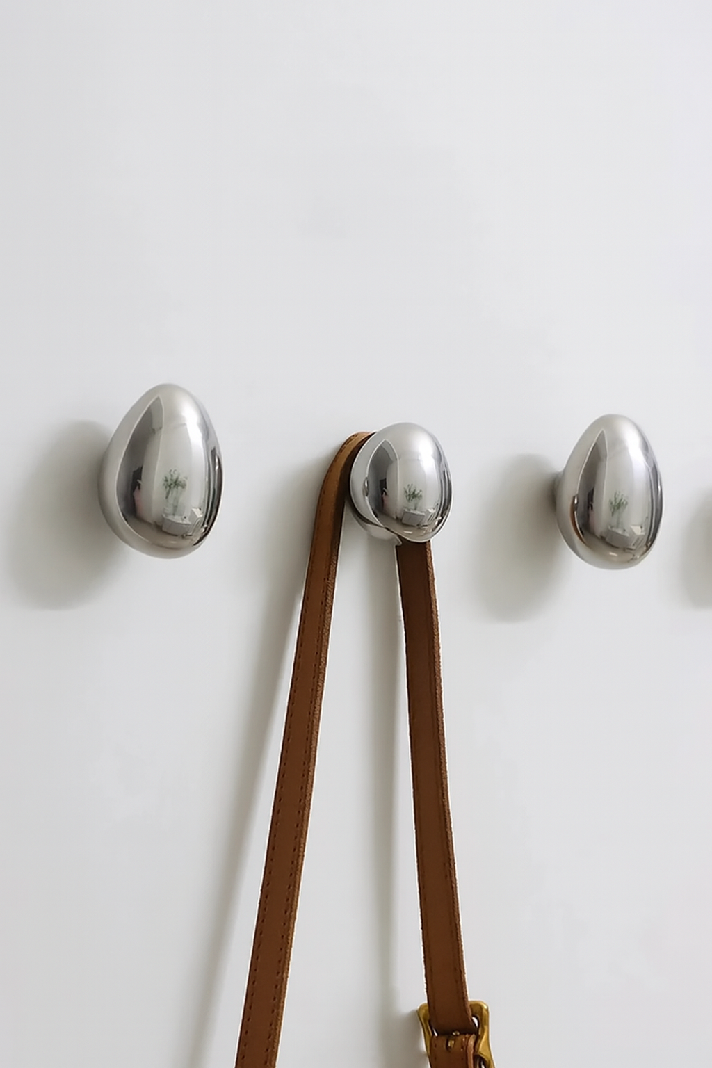 Keramische wandhaken met chroom raindrop design