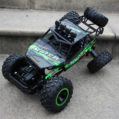 Op afstand bestuurbare 4x4 monstertruck met off-road banden