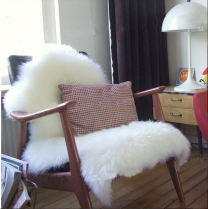 Zacht faux fur schapenvacht vloerkleed met antislip achterkant
