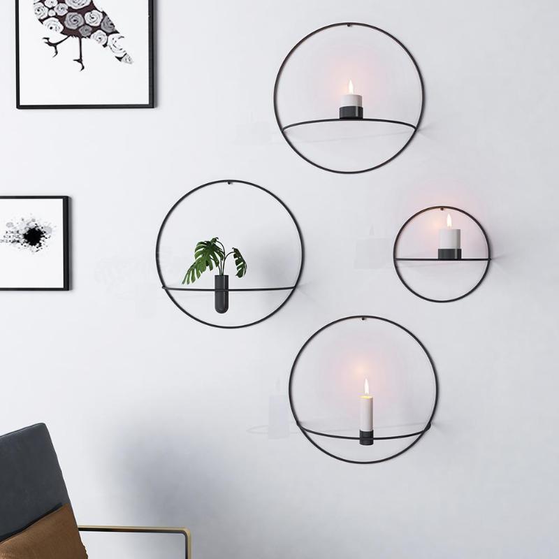 Ronde metalen wandkandelaar voor sfeervolle wanddecoratie