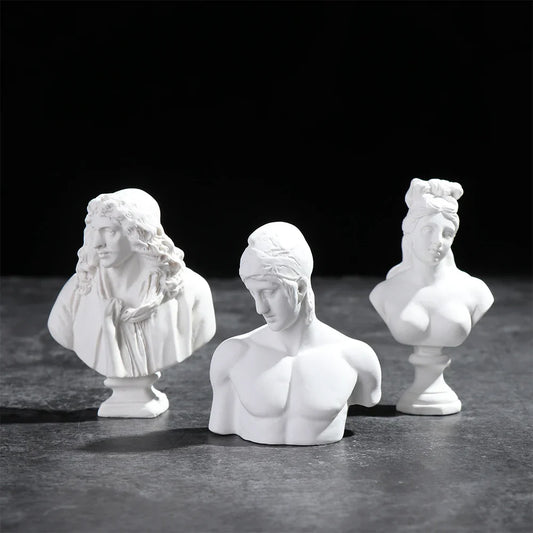 Miniatuur Gipsen Buste met Klassiek Portretmotief