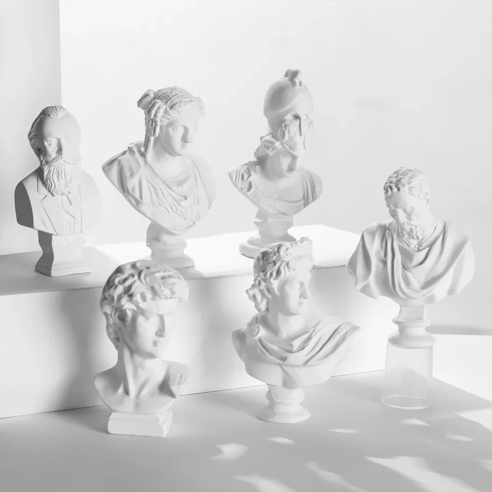 Miniatuur Gipsen Buste met Klassiek Portretmotief