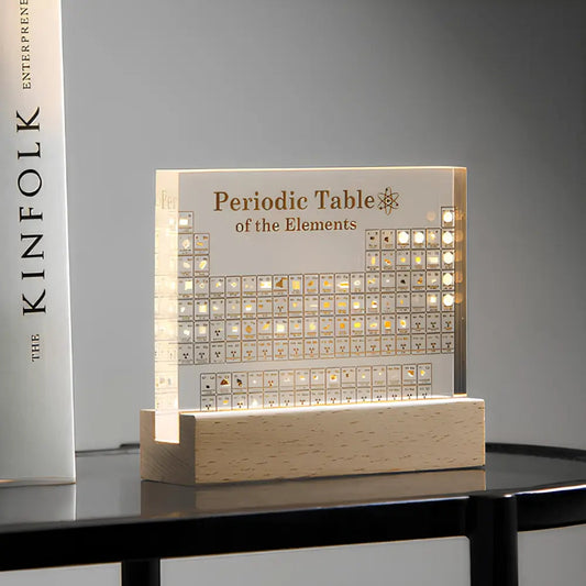 Acryl periodiek systeem met 83 echte elementen en verlichting