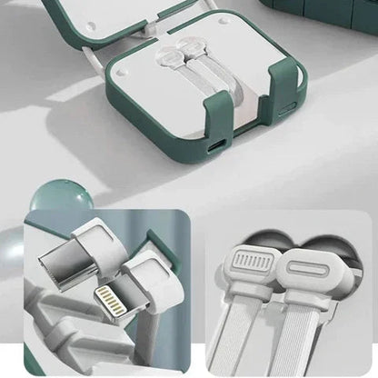 Compacte powerbank van 4000 mAh met ingebouwde kabels