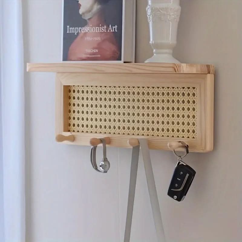 Houten wandplank met 4 haken en opbergruimte