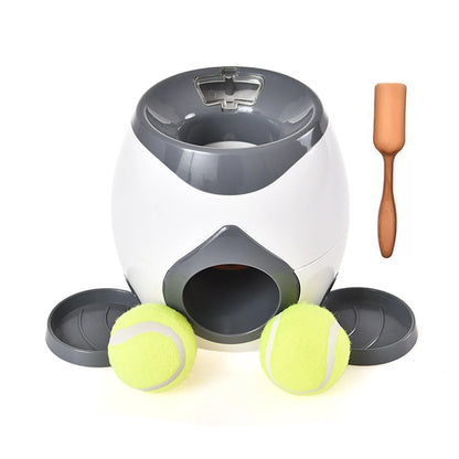 Automatische ballenwerper met beloningssysteem voor honden