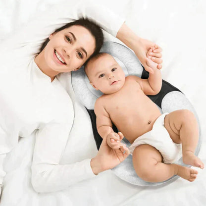 BabyEase Ergonomisch Babykussen Tegen Plat Achterhoofdje