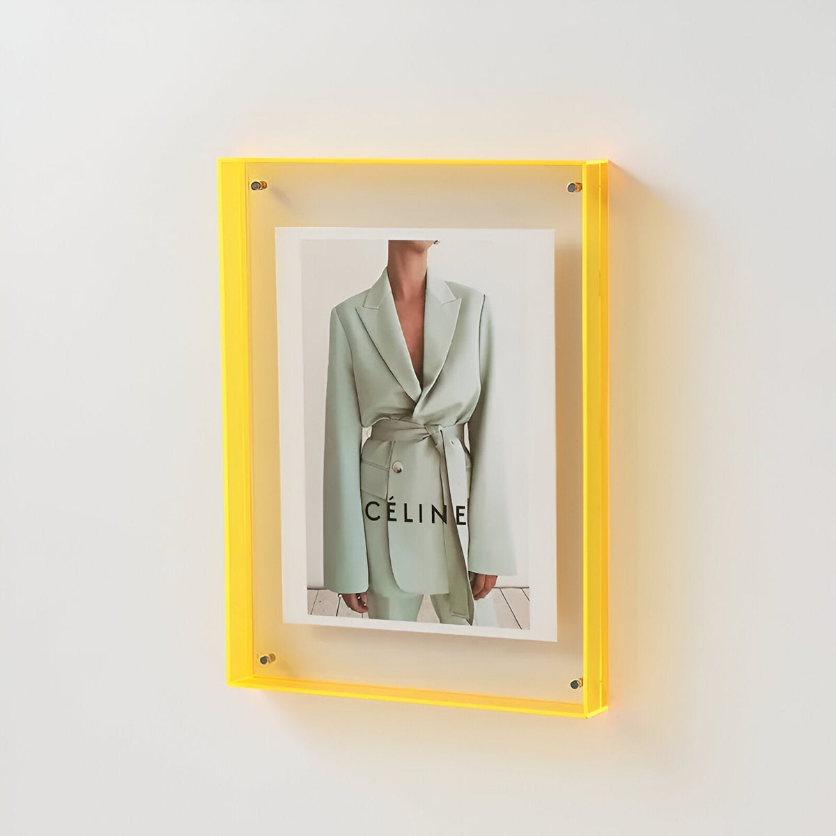 Transparante acryl fotolijst met minimalistisch design