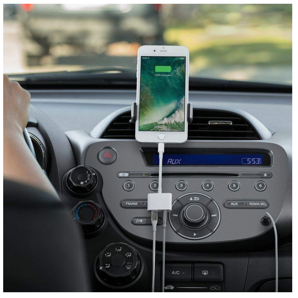 iPhone Lightning Oplader & AUX Splitter - Muziek en opladen