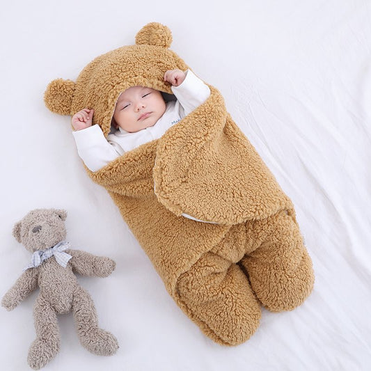 Ademende katoenen baby inbakerdoek met klittenbandsluiting