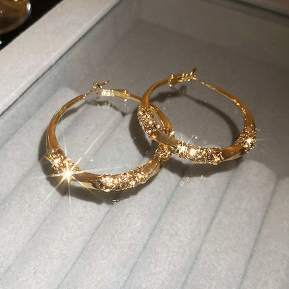 Cirkel oorbellen van 32 mm met zirkonia