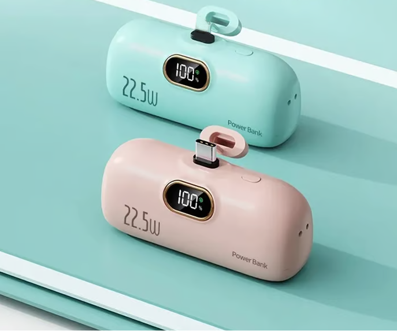 Mini draagbare powerbank van 5000 mAh met snellader