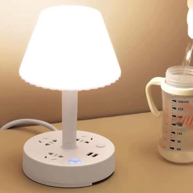 Tafellamp met USB-poort en stopcontact