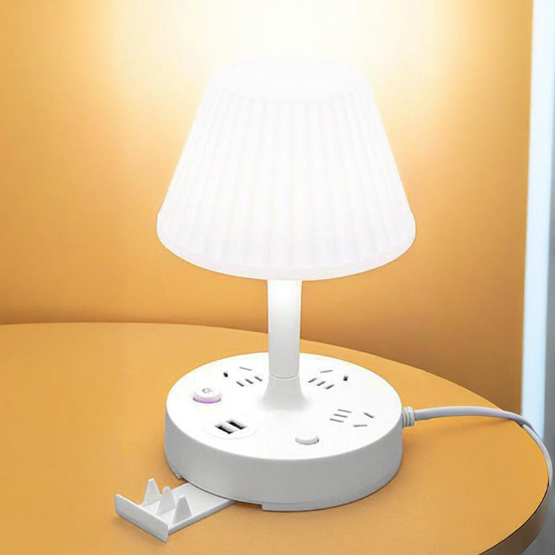 Tafellamp met USB-poort en stopcontact