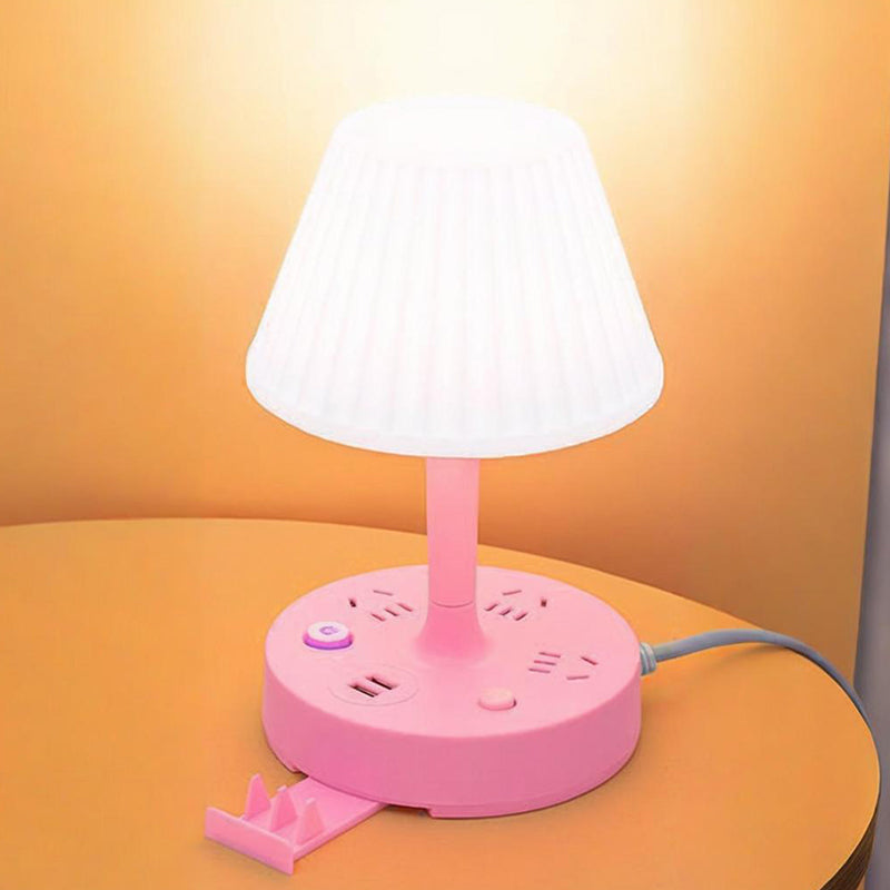 Tafellamp met USB-poort en stopcontact