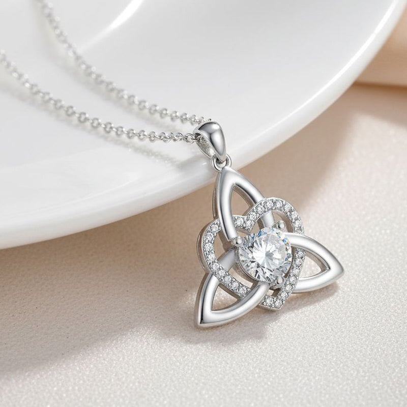 Keltische knoop hart ketting met geboortesteen