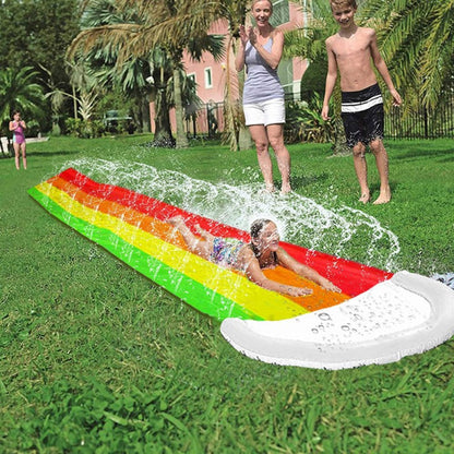 Kleurrijke waterglijbaan van 480 cm met sproeiers