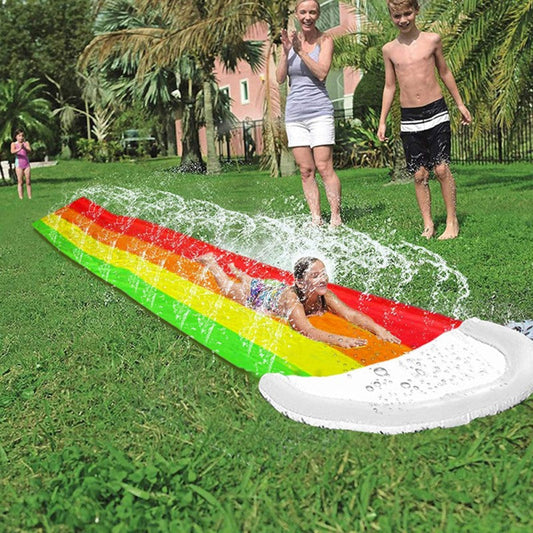 Kleurrijke waterglijbaan van 480 cm met sproeiers